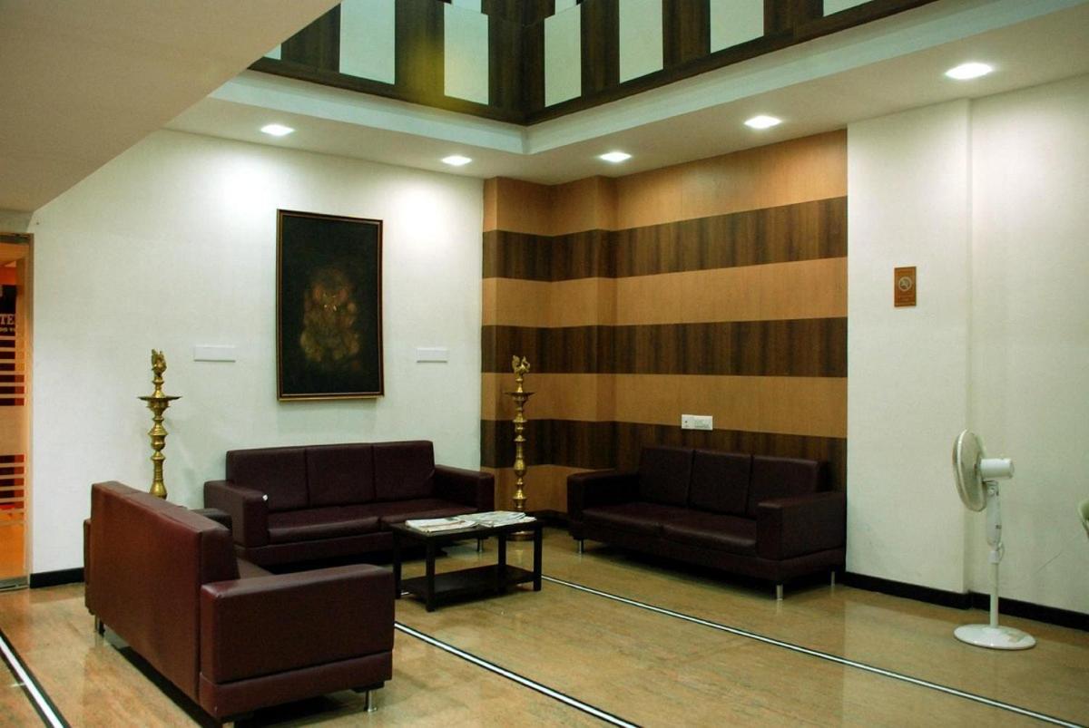 Hotel Mgr Ποντισερί Εξωτερικό φωτογραφία